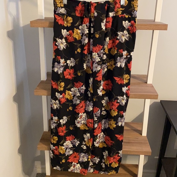 Floral ankle length gaucho pants - Picture 4 of 4